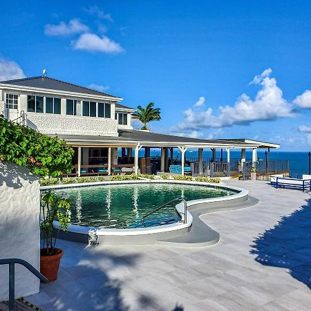 Trade Winds Hotel Dickenson Bay Extérieur photo
