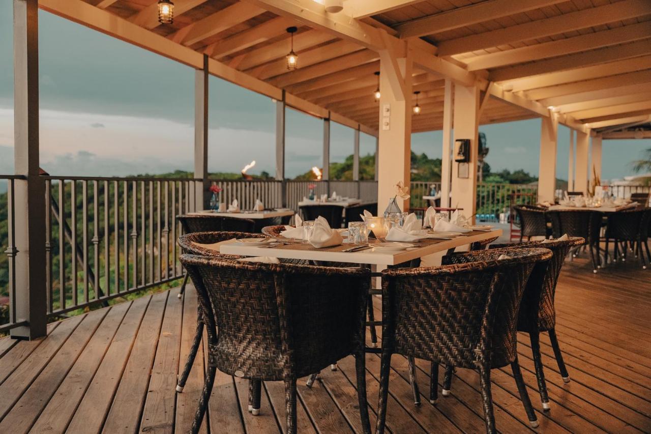 Trade Winds Hotel Dickenson Bay Extérieur photo